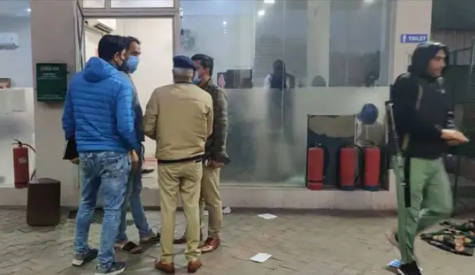 हरियाणा के गुरुग्राम में सीएनजी पंप के तीन कर्मचारियों की धारदार हथियारों से हत्या
