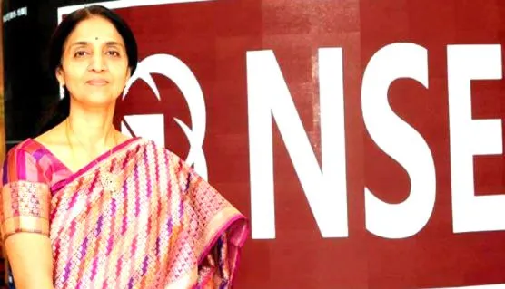 आयकर विभाग ने मुंबई में एनएसई की पूर्व CEO चित्रा रामकृष्ण के परिसरों पर मारे छापे