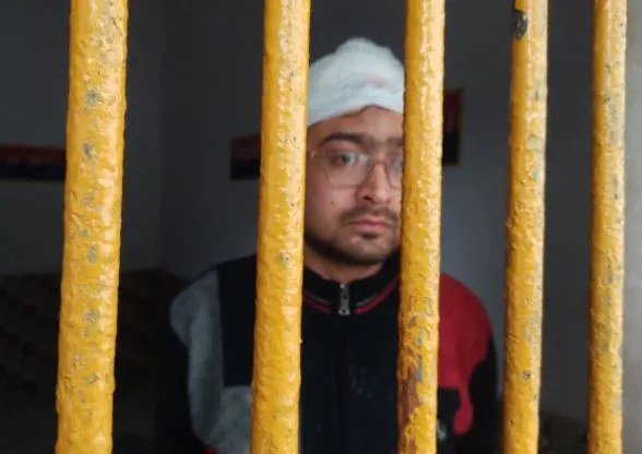 पीलीभीत: बीयर बार में विवाद, चेयरमैन के भतीजे ने ठेकेदार को मारी गोली, गंभीर