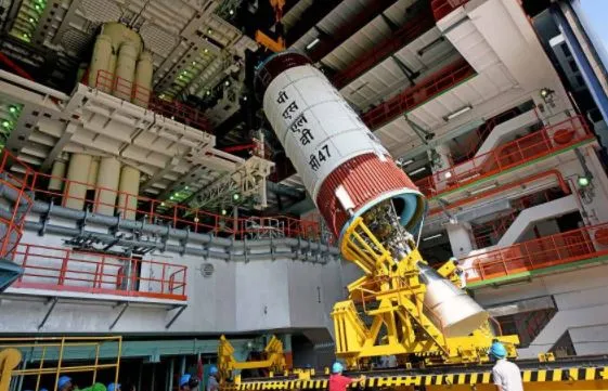 2022 में इसरो का पहला मिशन, पीएसएलवी सी 52 का काउंटडाउन शुरू