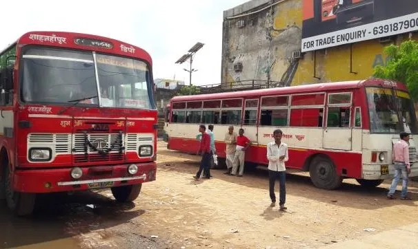 लखीमपुर-खीरी: बैक डेट के टिकट चलाने को लेकर संविदा परिचालक की संविदा समाप्त