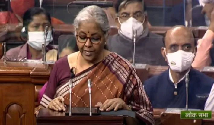 बजट में अगले 25 साल के लिए अर्थव्यवस्था को गति देने का आधार: सीतारमण