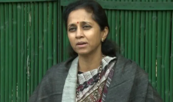 राकांपा नेता से ईडी की पूछताछ के बाद सुप्रिया सुले बोलीं- महाराष्ट्र ने ना कभी केन्द्र के आगे घुटने टेके हैं और ना कभी टेकेगा