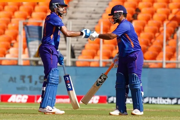 IND vs WI, 3rd ODI : तीसरे वनडे में 265 पर सिमटी टीम इंडिया की पारी, श्रेयस अय्यर-ऋषभ पंत ने दिखाया दम
