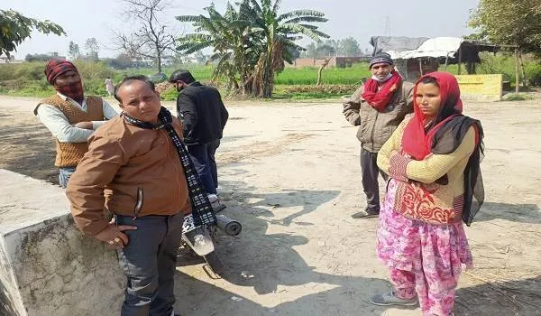 मुरादाबाद : कर्ज में डूबे किसान ने फंदे से लटककर की आत्महत्या