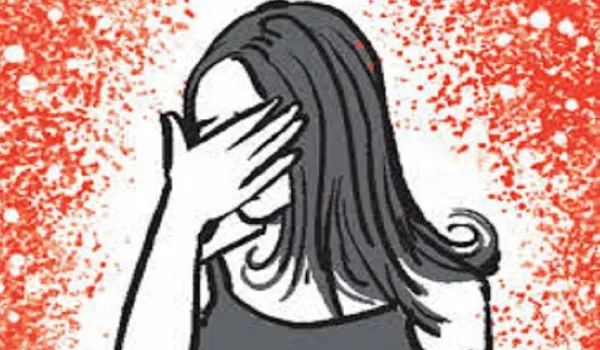 मुरादाबाद : शोहदों की हरकत से तंग आकर किशोरी ने छोड़ी परीक्षा
