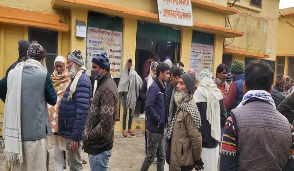 बिजनौर : बस की टक्कर से बीएएमएस के छात्र की मौत