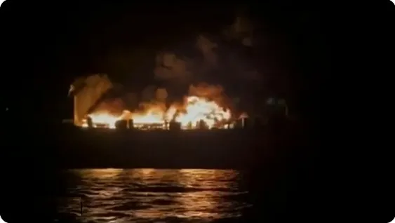 यूनान में नौका में लगी आग, 280 लोगों को बचाया