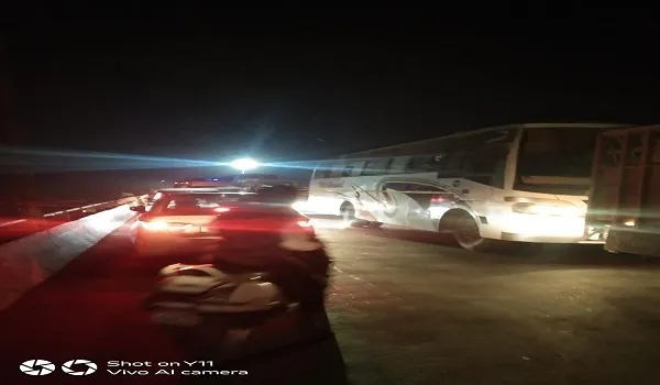 अमरोहा : रविवार की रात जाम के झाम से राहगीर रहे परेशान, नहीं दिखाई दिए पुलिस कर्मी