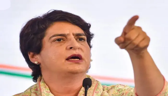 उन्नाव युवती हत्याकांड को लेकर प्रियंका ने बोला हमला, कहा- योगी जी आप झूठे दावों में रहते हैं व्यस्त