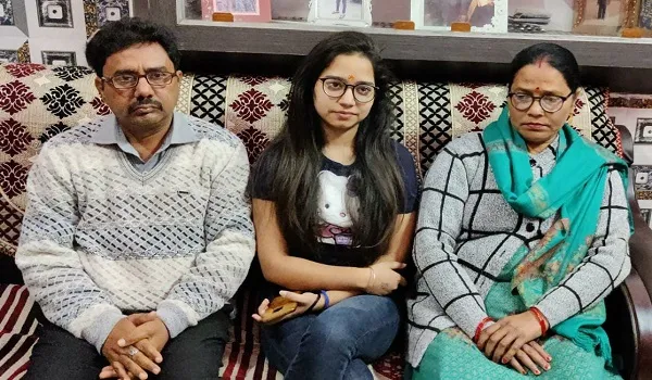 यूक्रेन में फंसी अमरोहा की बेटी सुरक्षित घर लौटी, परिजनों में खुशी की लहर
