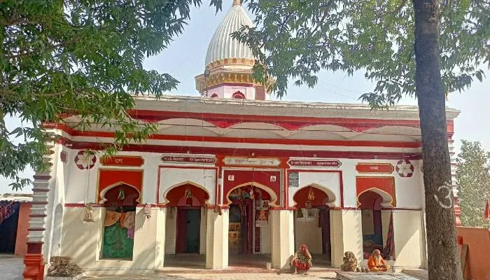 Shivratri Special: हसनगंज के जलेश्वर नाथ मंदिर से जुड़ी है यह पौराणिक कथा, शिवरात्रि पर लगता है भक्तों का तांता