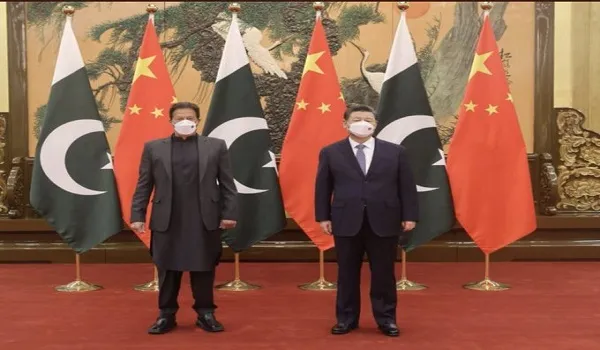 बीजिंग में जिनपिंग व इमरान खान की मुलाकात, इन मुद्दों पर की चर्चा