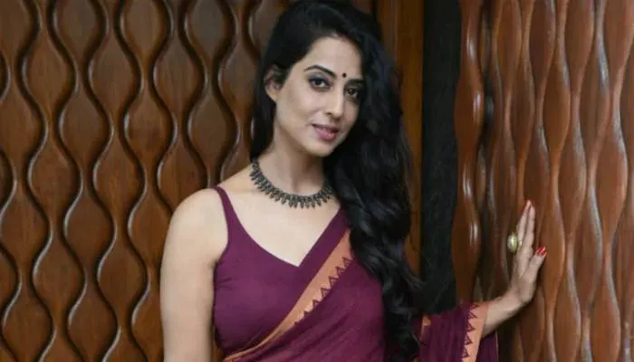 बॉलीवुड: ‘रक्तांचल 2’ में राजनेता का किरदार निभाकर रोमांचित हैं माही गिल