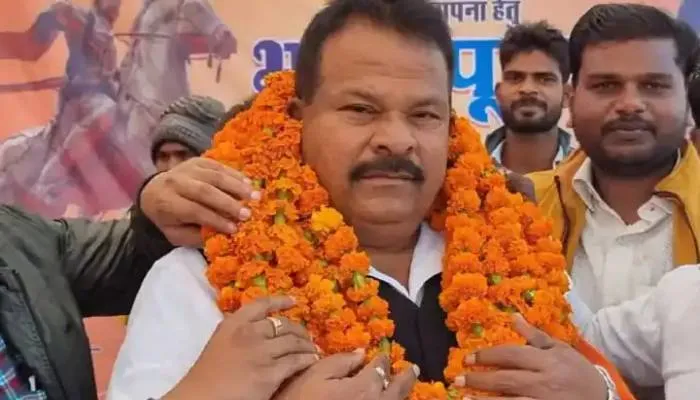 यूपी चुनाव 2022: भाजपा नेता ने दिया विवादित बयान, AAP ने की निर्वाचन आयोग से शिकायत