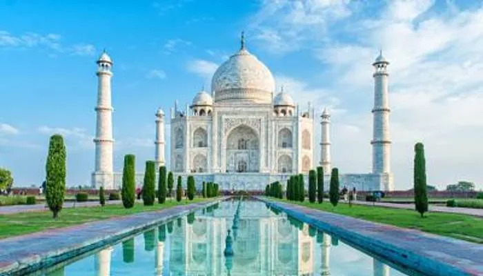 आगरा: ताजमहल में कल से तीन दिन देखिये असली कब्रें, प्रवेश भी निःशुल्क
