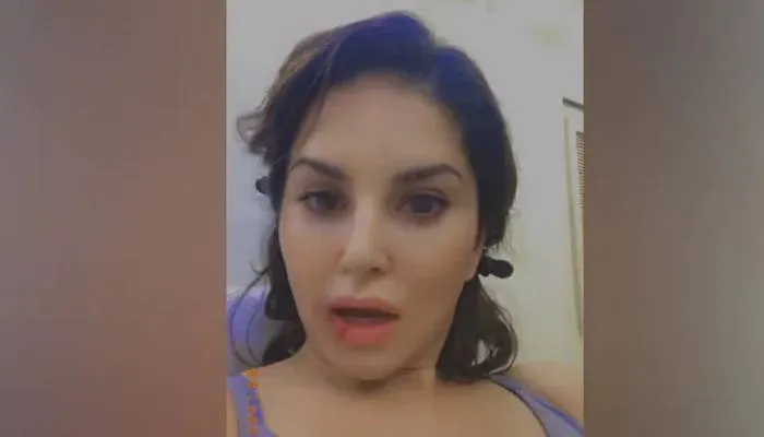 सनी लियोनी ने सोशल मीडिया पर शेयर किया हॉरर वीडियो