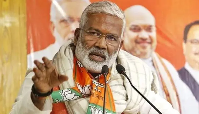 सपा राज में बिजली के तार थे कपड़े सुखाने के लिए : स्वतंत्र देव सिंह