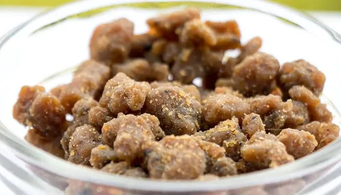 ‘हींग के टोटके’ से चमकेगी आपकी किस्मत, दिलाएंगे कर्ज और आर्थिक परेशानी से मुक्ति