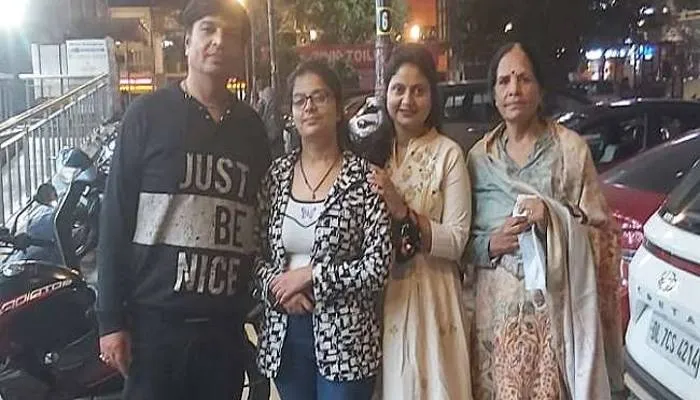 अलीगढ़: यूक्रेन से लौटी माधवी ने बताई सिहरन पैदा करने वाली सर्द रातों की कहानी