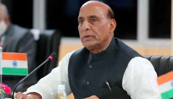 यूक्रेन की स्थिति विषम, भारतीयों को निकालने के प्रयास जारी: राजनाथ सिंह