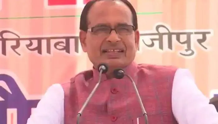 यूपी चुनाव: शिवराज ने सपा प्रमुख पर कसा तंज, कहा- अखिलेश ने जिसका लिया साथ, उसका हुआ सत्यानाश