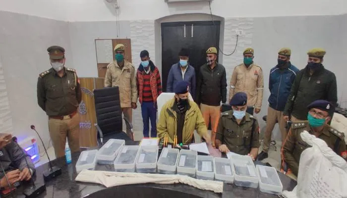 हरदोई: अवैध असलहा फैक्ट्री का पुलिस ने किया पर्दाफाश, दो गिरफ्तार