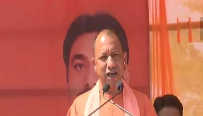 यूपी चुनाव 2022: सीएम योगी ने सपा को बताया अवसरवादी, कहा- बुंदेलखंड में हो रहा तीव्र गति से विकास