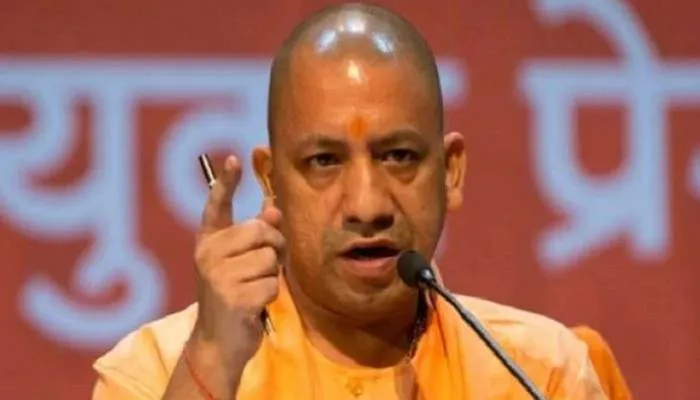 विकास में अव्वल रहने के साथ यूपी में गुंडों माफिया को किया दुर्बल : मुख्यमंत्री योगी