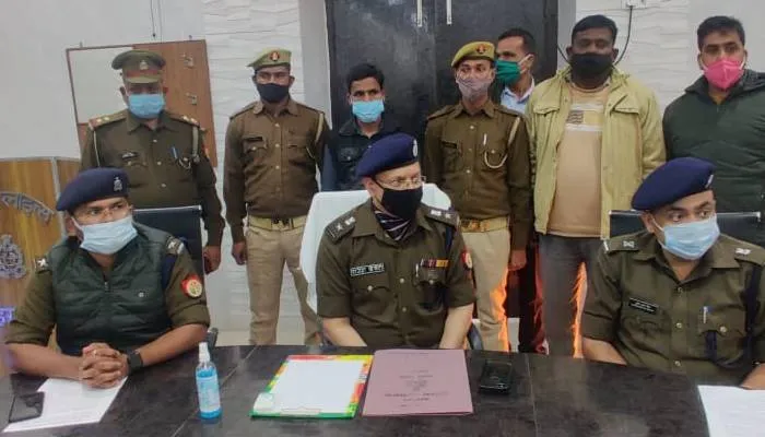 हरदोई: माल सहित चोरी की गई डीसीएम बरामद, चालक ही निकला चोर