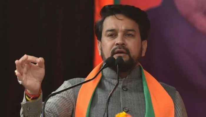वाराणसी: पीएम मोदी के संसदीय क्षेत्र में अनुराग ठाकुर ने किया चुनावी प्रचार, बोले- कैराना से काशी तक लहर