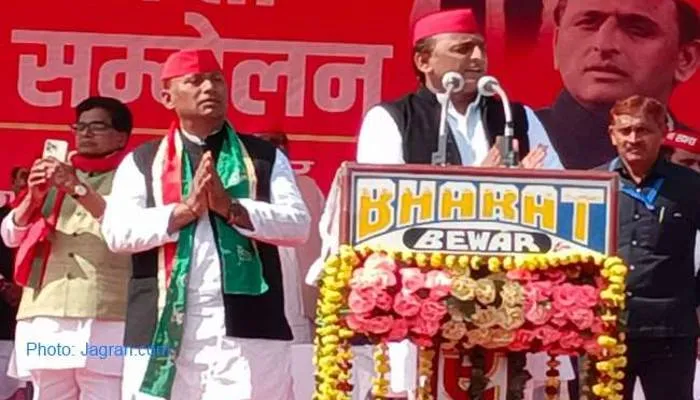 यूपी चुनाव 2022: फिरोजाबाद में गरजे अखिलेश, कहा- अंतिम फेज आते-आते निकल जाएगी BJP की भाप