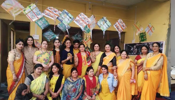 कन्नौज: महिलाओं ने मतदान के लिए लोगों को किया जागरूक