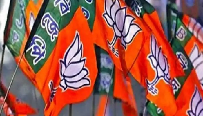रायबरेली: भगवा कुर्ता पहने युवक को एजेंट बनने से रोका, भाजपा कार्यकर्ताओं ने एसडीएम से की शिकायत