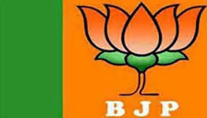 बूथ पर मोबाइल ले जाने की अनुमति दे चुनाव आयोग: भाजपा