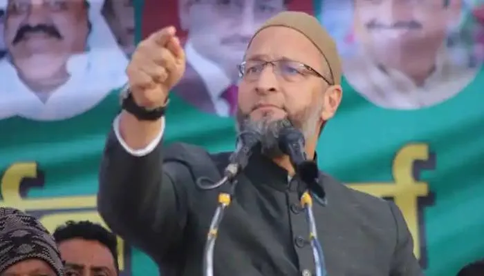 यूपी चुनाव 2022: ओवैसी ने ‘हिजाब’ को बताया निजता का मुद्दा, अखिलेश पर बोला हमला