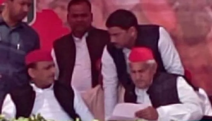 सबसे ज्यादा अपराधी भाजपा ने मैदान में उतारे : अखिलेश यादव