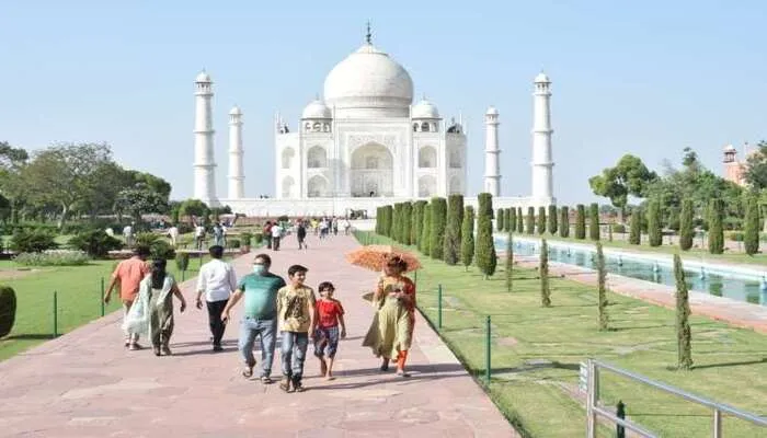 आगरा: मौसम ने ली करवट, 10 डिग्री सेल्सियस के पार पहुंचा तापमान