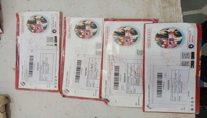 हरदोई: मतदाता पहचान पत्र का वितरण बना डाक विभाग के गले की हड्डी