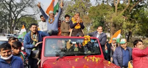 हल्द्वानी: हरदा के समर्थन में यूथ कांग्रेस ने किया रोड शो, पूर्व मंत्री दुर्गापाल ने की मार्मिक अपील