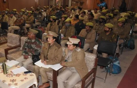 नैनीताल: फायर सीजन की तैयारियों में जुटा वन प्रभाग, इस बार ब्लोअर का भी होगा प्रयोग