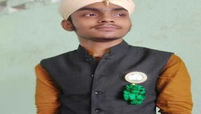 गोरखपुर: नेपाल के आसिफ रज़ा गोरखपुर में बने हाफ़िज़-ए-क़ुरआन