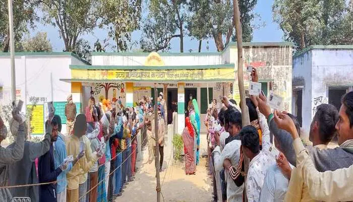 बहराइच: मतदान में आगे रही आधी आबादी,  59.73 प्रतिशत हुई वोटिंग