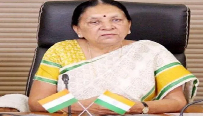 उत्तराखण्ड स्थापना दिवस : 'मां नन्दा देवी शिक्षा वीर सम्मान' से सम्मानित हुईं आनंदीबेन पटेल 