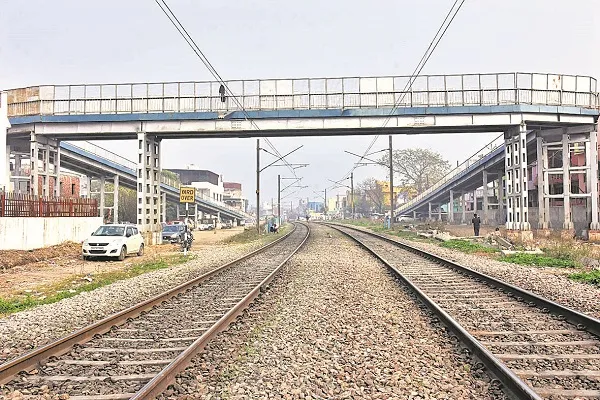 मुरादाबाद : इंतजार खत्म, 10 दिन में पुल से शुरू होगा आवागमन