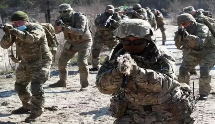 Russia Ukraine War: जर्मनी ने पुरानी नीति में किया बदलाव, यूक्रेन को टैंक रोधी हथियार और मिसाइलों की करेगा मदद