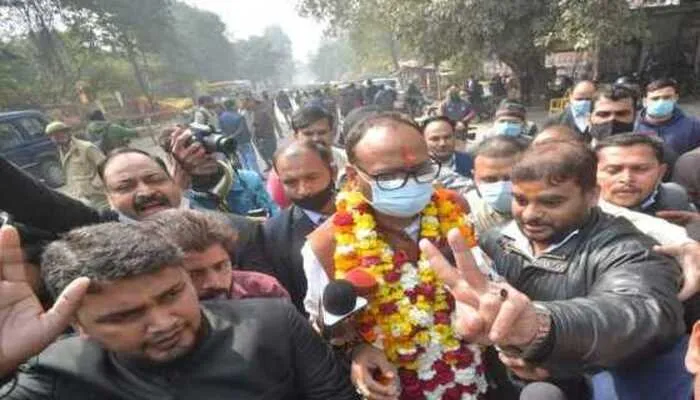 UP Election 2022: ब्रजेश पाठक ने लखनऊ की कैंट विधानसभा सीट से दाखिल किया नामांकन