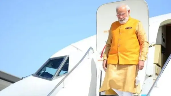 मोदी हैदराबाद पहुंचे, हवाई अड्डे पर मुख्यमंत्री के नहीं रहने पर भाजपा की तीखी प्रतिक्रिया