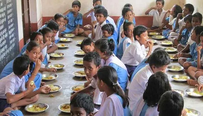रायबरेली: मिड डे मील के तहत बच्चों को मिलेगा फोर्टिफाइड चावल, पंजाब से आई 14 हजार मीट्रिक टन खेप