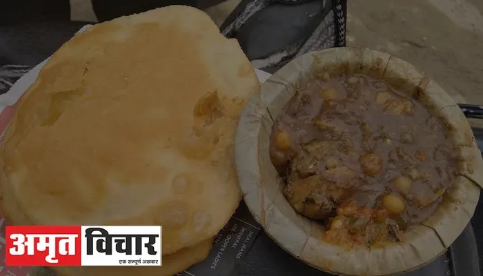 Moti Lal Kachowdi Bhandar: नवाबों के शहर में एक दिन में चट हो जाती हैं इस फेमस शॉप की 2500 कचौड़ियां